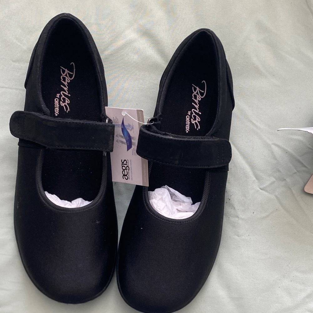 Women’s Black Mary Jane School Shoes -